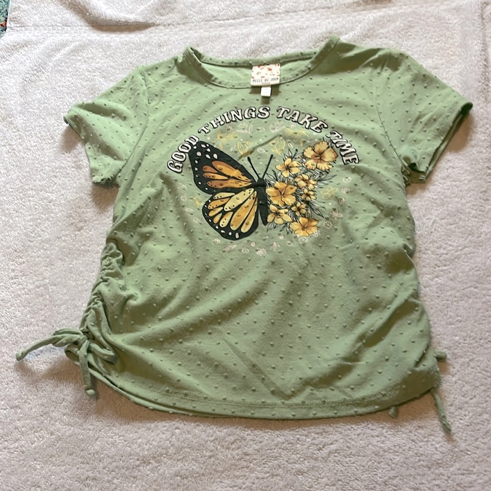 Green shirt for girls